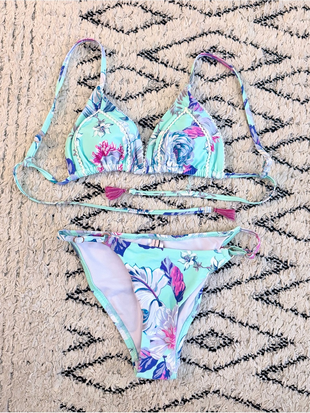 NEW NANETTE LEPORE Floral Swimsuit Bikini